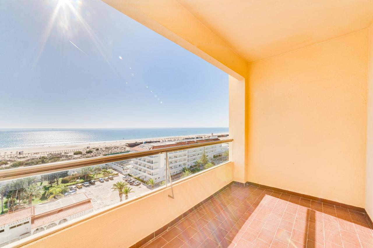 Yellow Praia Monte Gordo Eksteriør bilde